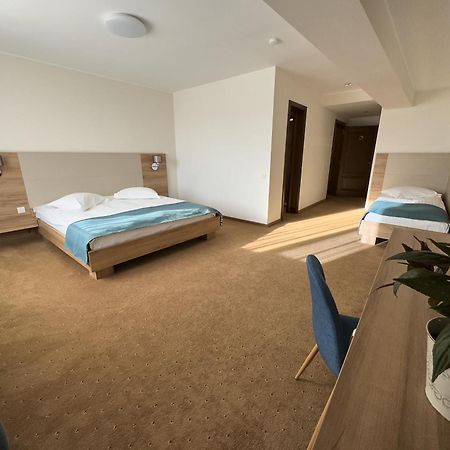 Hotel Regal Braszów Zewnętrze zdjęcie