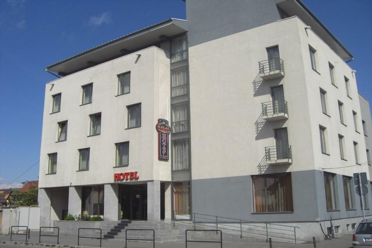 Hotel Regal Braszów Zewnętrze zdjęcie