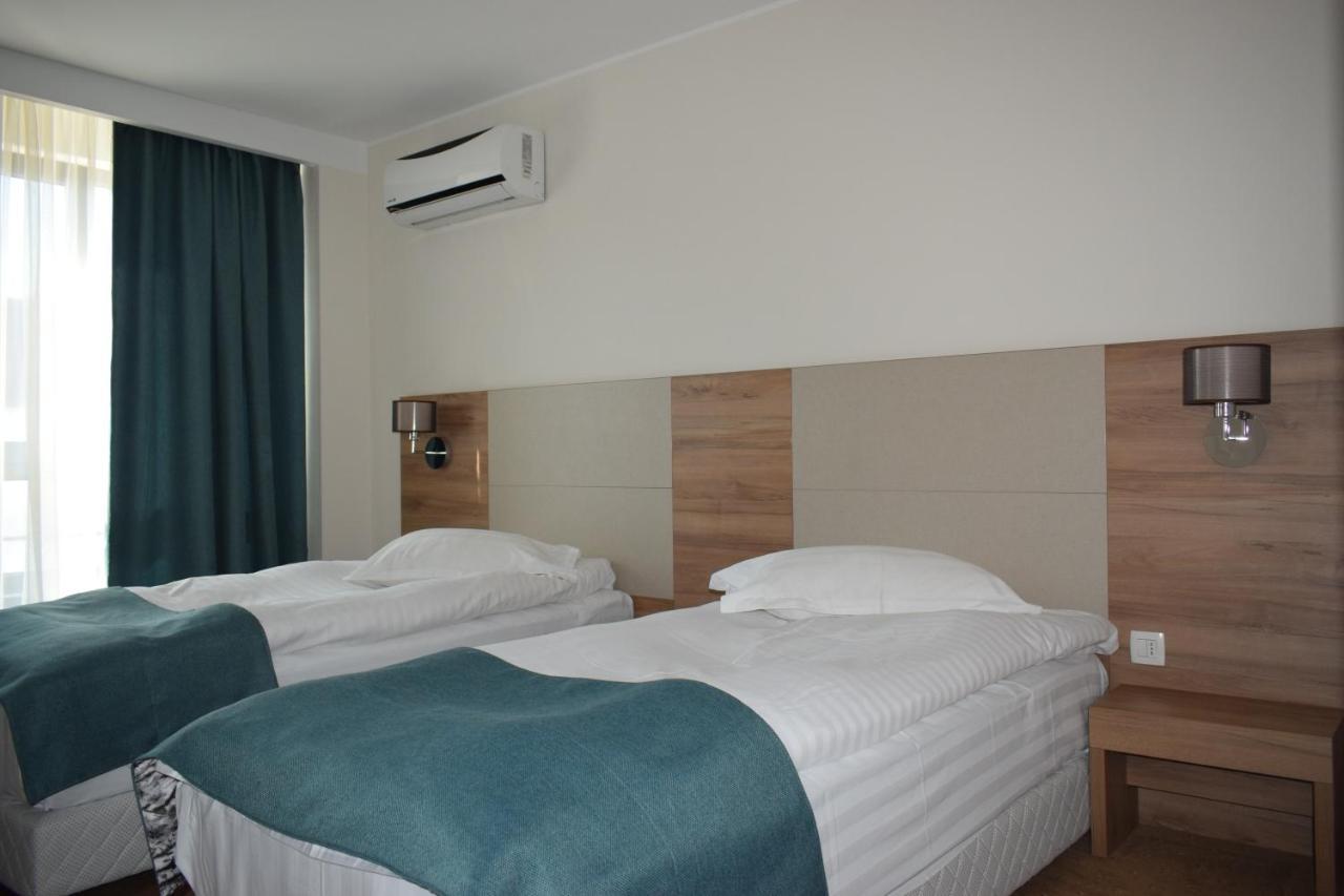 Hotel Regal Braszów Zewnętrze zdjęcie