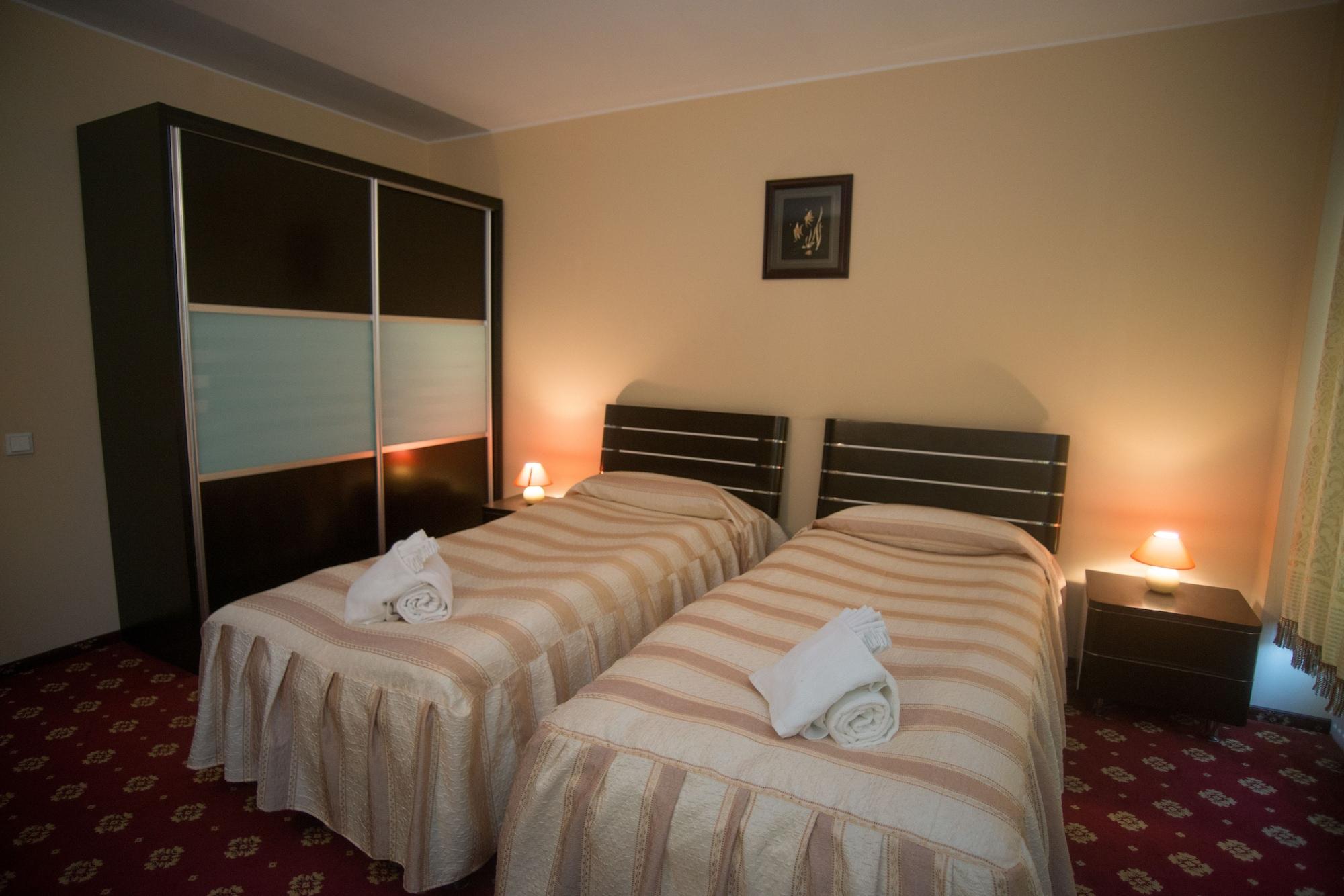 Hotel Regal Braszów Zewnętrze zdjęcie
