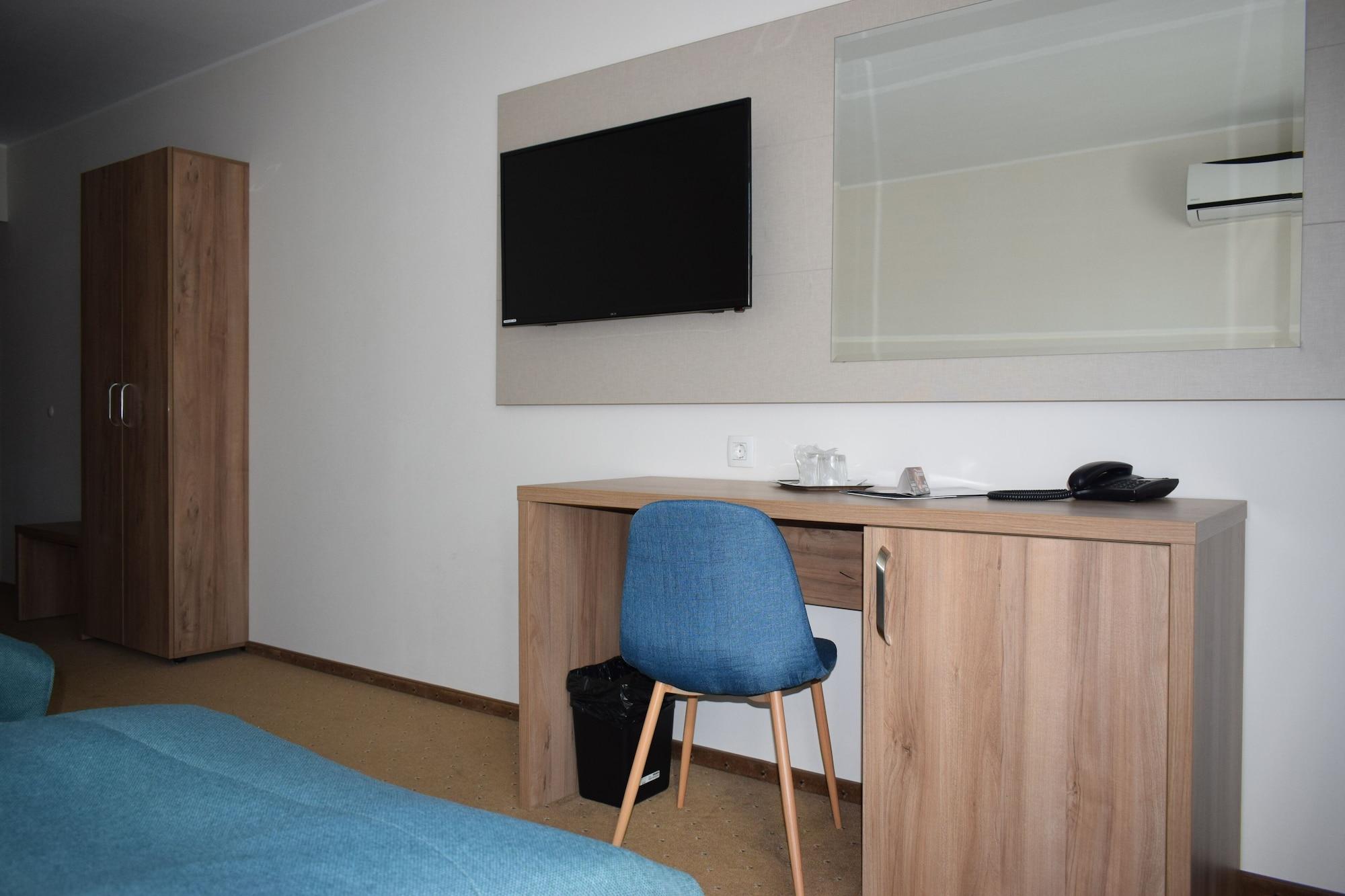 Hotel Regal Braszów Zewnętrze zdjęcie