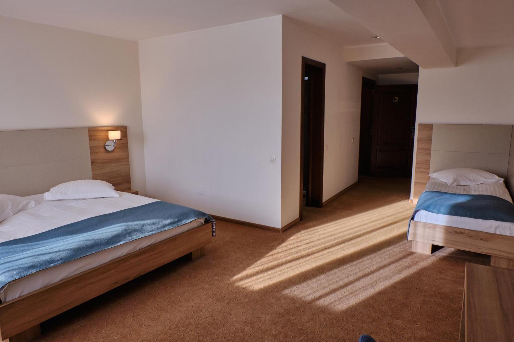 Hotel Regal Braszów Zewnętrze zdjęcie