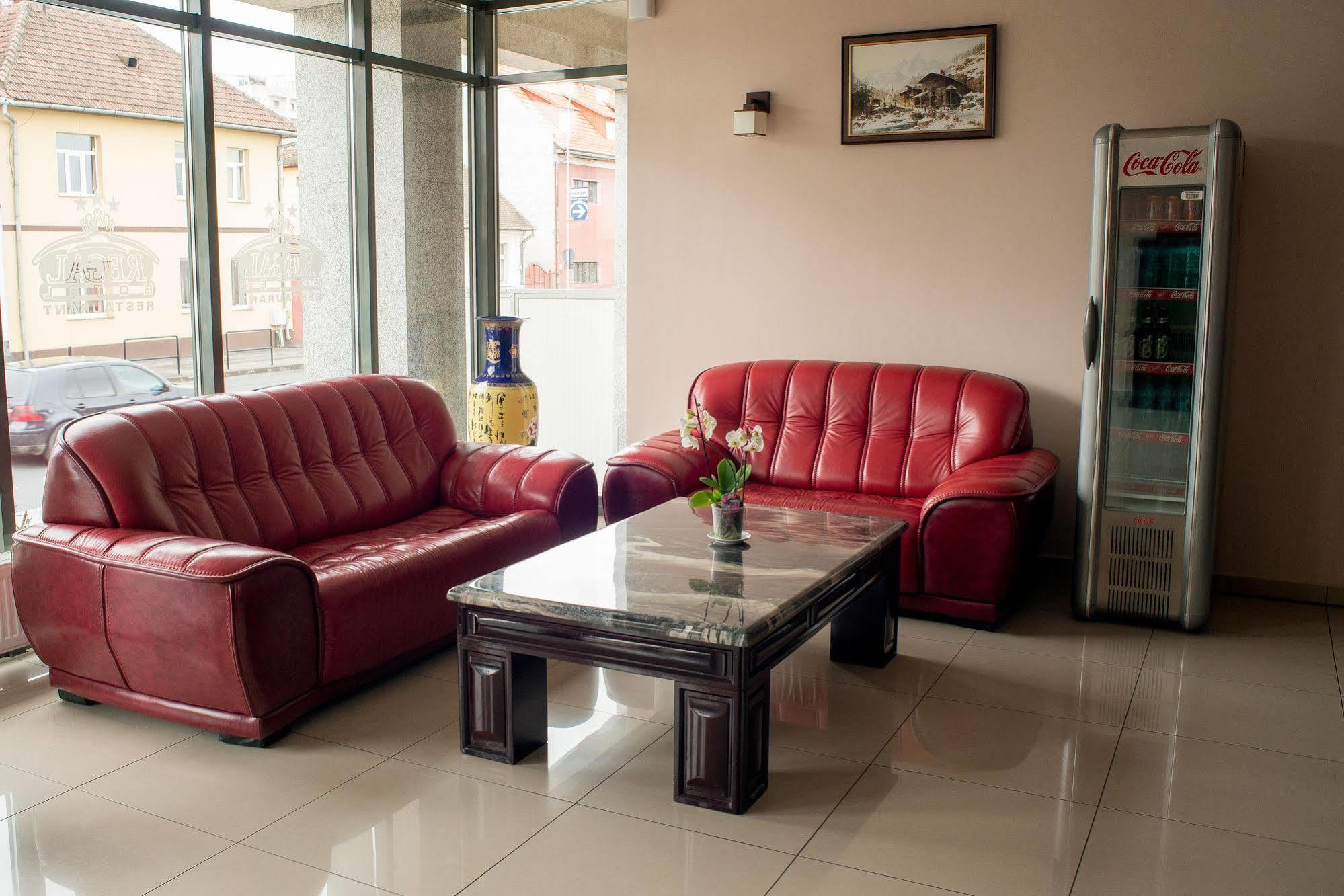 Hotel Regal Braszów Zewnętrze zdjęcie