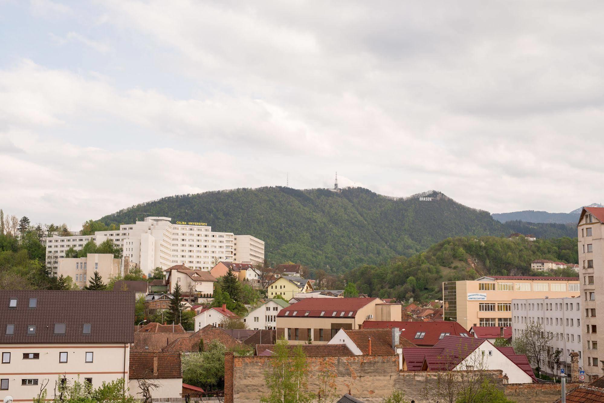 Hotel Regal Braszów Zewnętrze zdjęcie